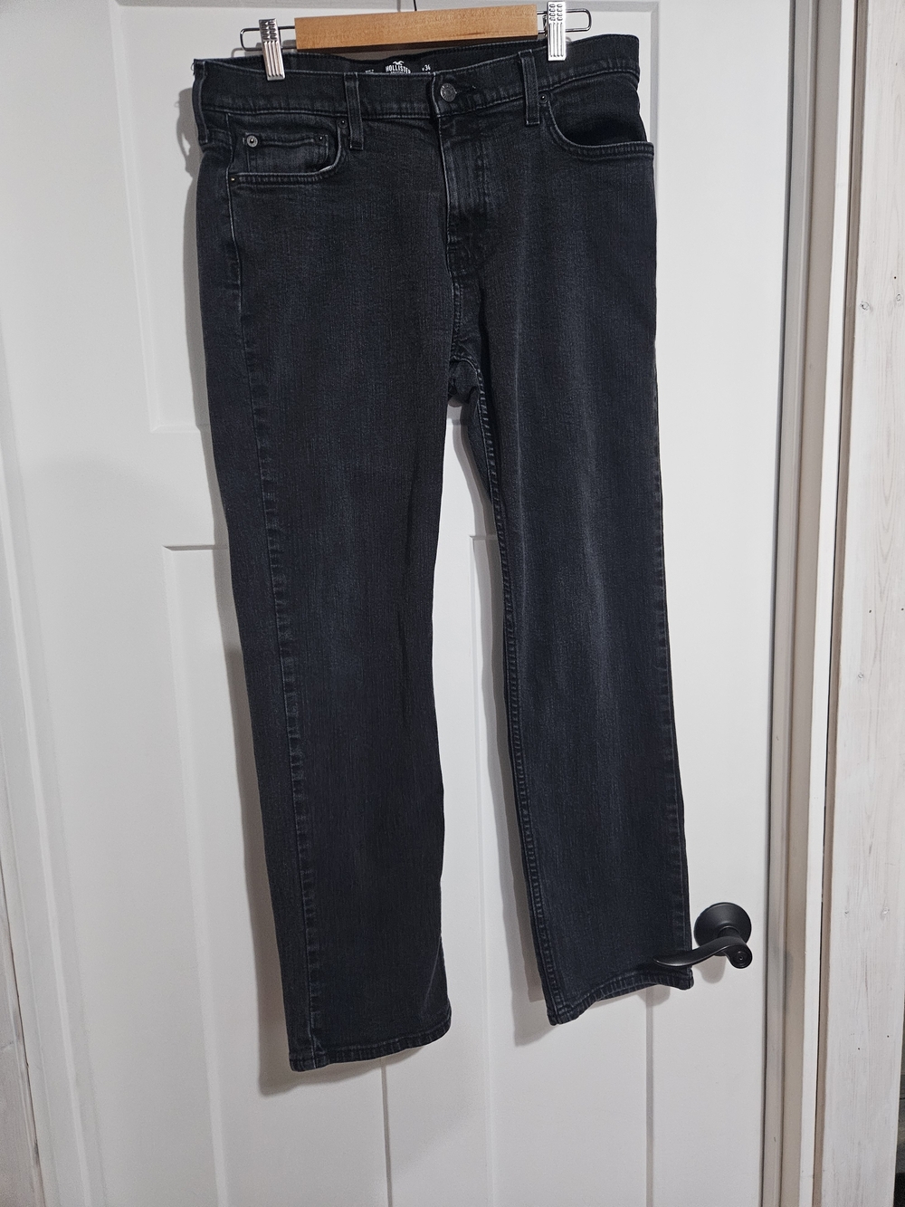 Hollister Men's Dark Black Straight Jeans